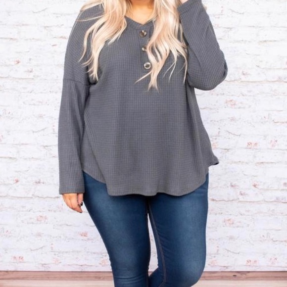 Andree Tops - 2/$20☃️ Boutique Gray Waffle Knit Top